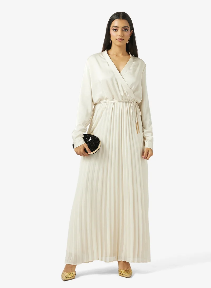 فيرو مودا فستان ماكسي طويل بأكمام طويلة ورباط